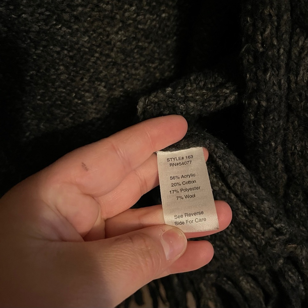 CAbi Gray Fringe Thick Knit Sweater Open Cardigan Vest Size Small - Picture 5 of 7